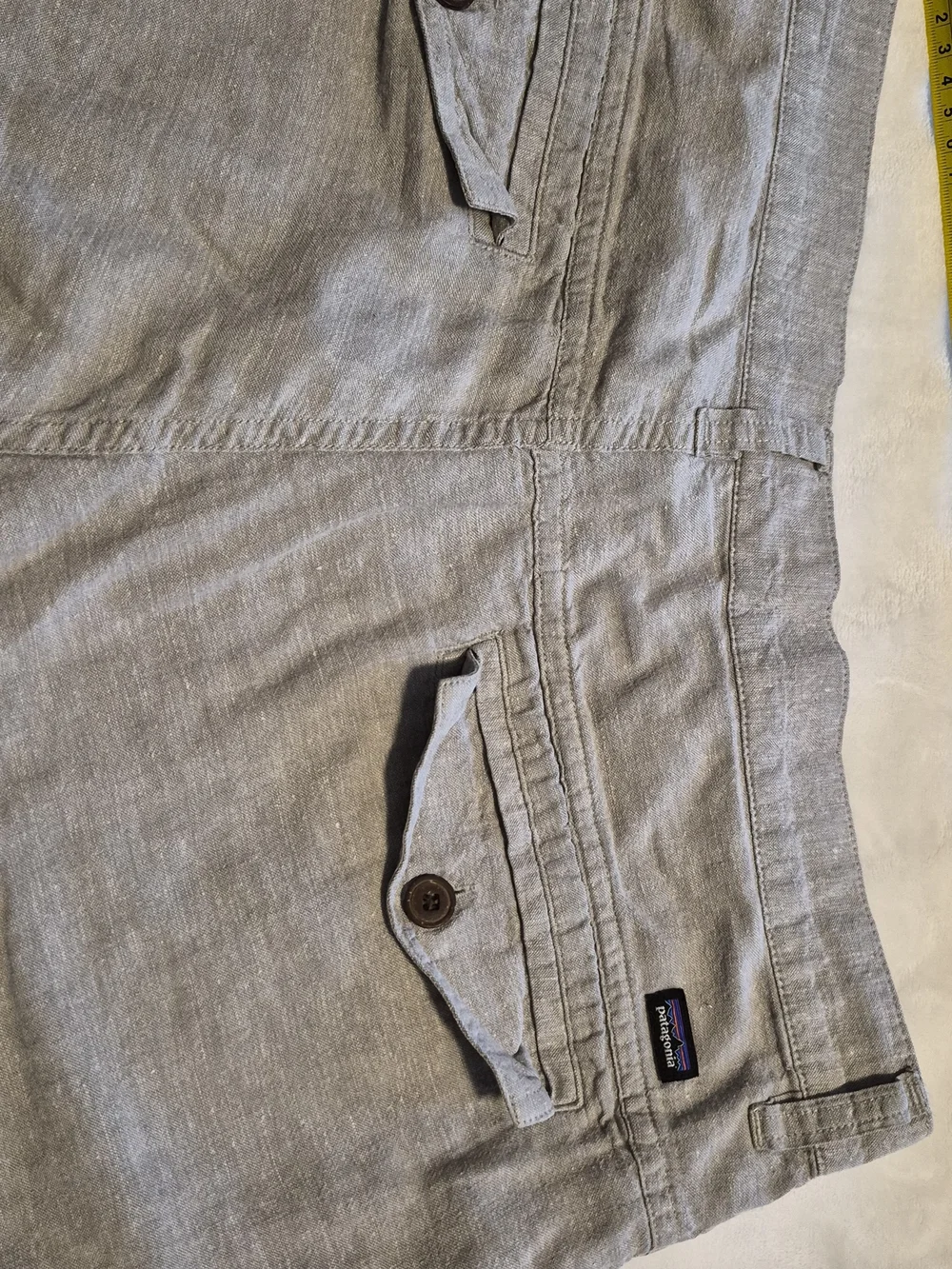 Patagonia Men's Light Gray Flat-Front Walkshorts